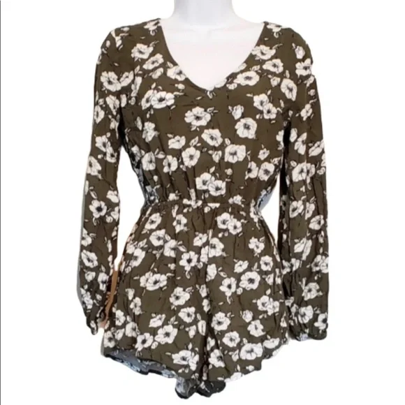 Abercrombie & Fitch Green & White Floral Long Sleeve Women’s Romper Size XS - Picture 1 of 4
